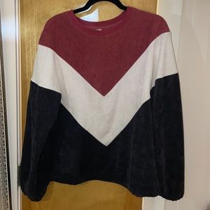 Lightweight sweatshirt with cute design and corduroy style fabric